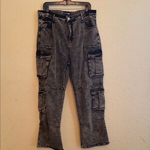 Women’s Black Cargo Jeans